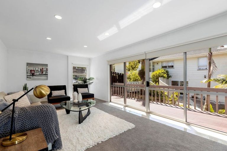 Photo of property in 5 Freya Place, Torbay, Auckland, 0630