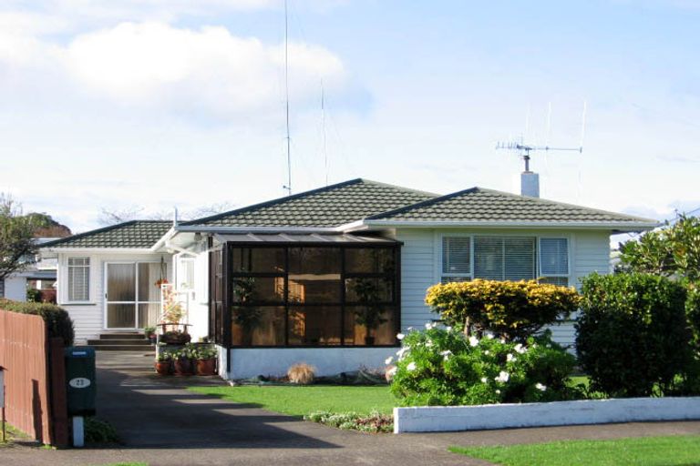 Photo of property in 23 Kent Crescent, Awapuni, Palmerston North, 4412