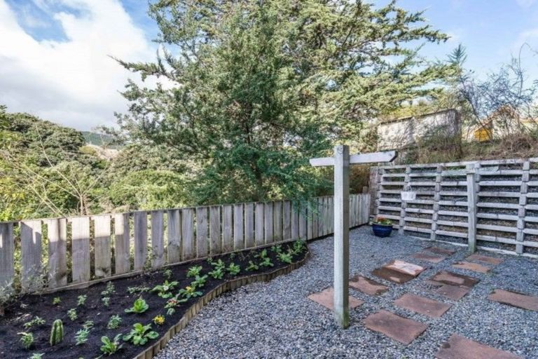 Photo of property in 7 Vera Lane, Paraparaumu, 5032