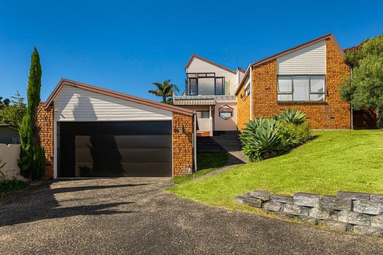 Photo of property in 2/22 Beulah Avenue, Rothesay Bay, Auckland, 0630