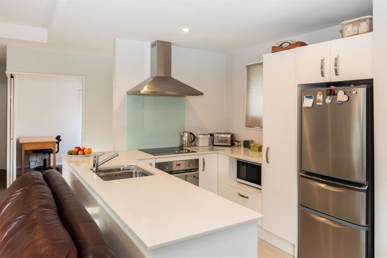 Photo of property in 109b Memorial Avenue, Burnside, Christchurch, 8053