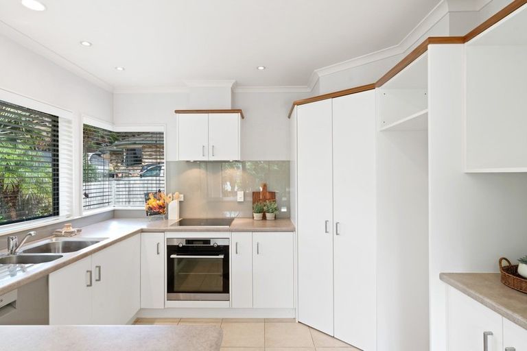 Photo of property in 11 Daviot Place, Te Kamo, Whangarei, 0112