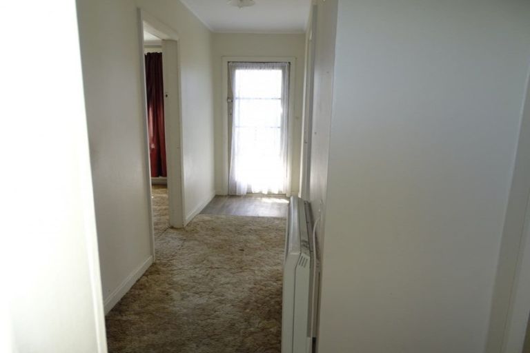 Photo of property in 53 Main Road, Clinton, 9534