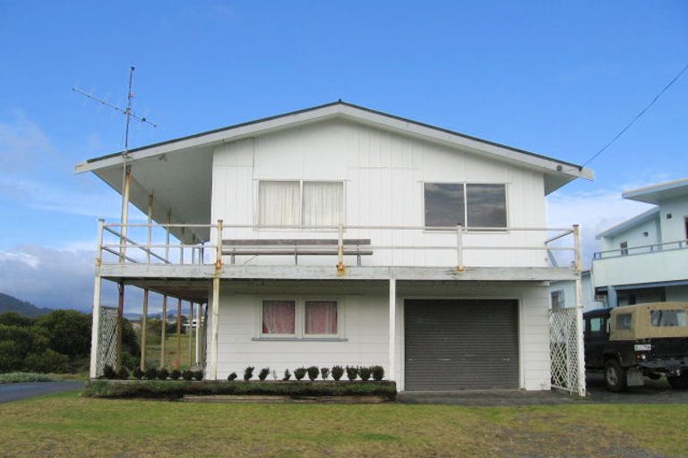 Photo of property in 107a Harbour View Road, Whangamata, 3620