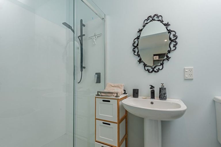 Photo of property in 858d Rangiotu Road, Rangiotu, Palmerston North, 4477