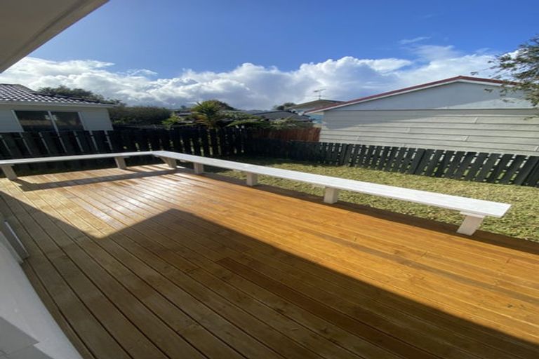 Photo of property in 1/80 Borich Road, Sunnyvale, Auckland, 0612