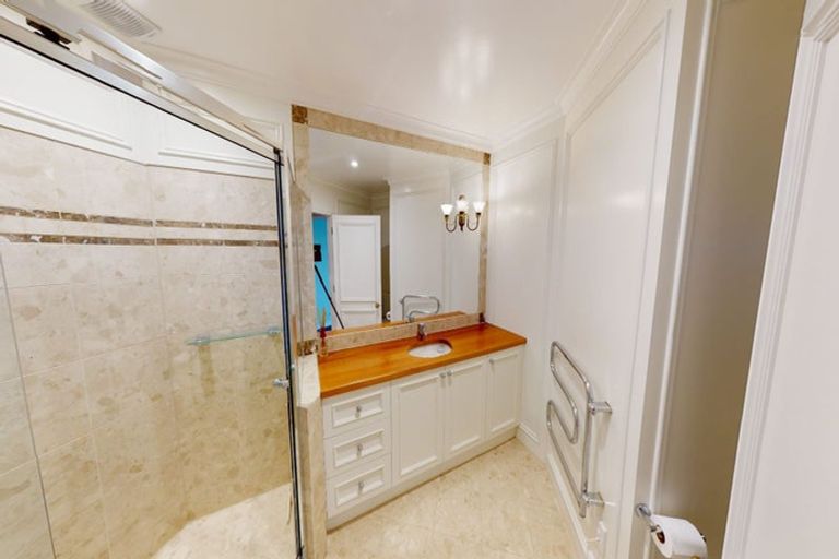 Photo of property in 7/25 Thane Road, Roseneath, Wellington, 6011