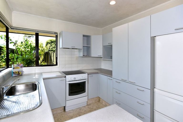 Photo of property in 5 Villa Grove, Ilam, Christchurch, 8041