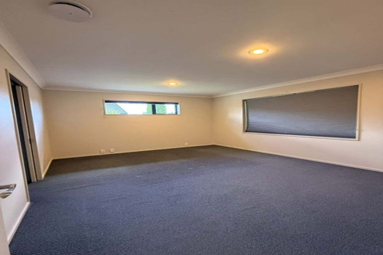 Photo of property in 41 Grimseys Road, Redwood, Christchurch, 8051
