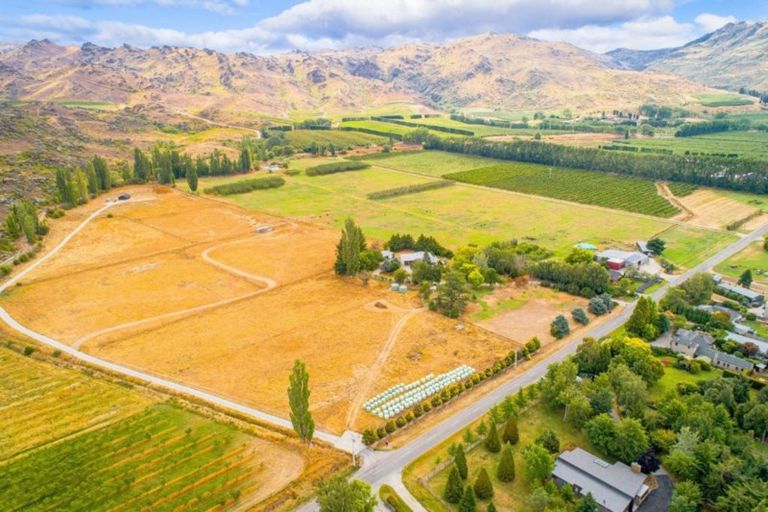 Photo of property in 207 Strode Road, Earnscleugh, Alexandra, 9391