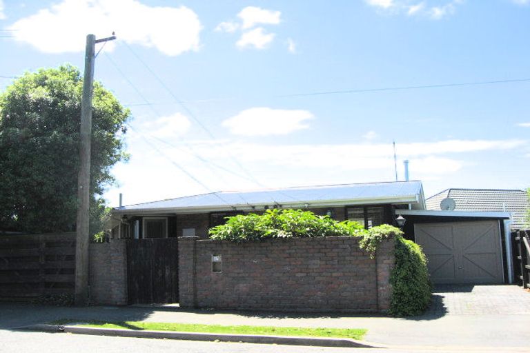 Photo of property in 27 Ford Road, Opawa, Christchurch, 8023