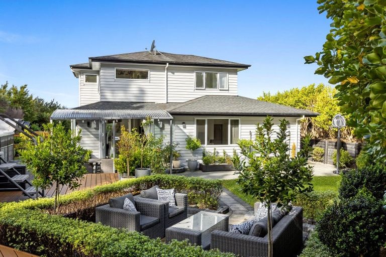 Photo of property in 8 Somerset Place, Stanmore Bay, Whangaparaoa, 0932