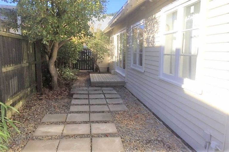 Photo of property in 11 Wakatu Avenue, Moncks Bay, Christchurch, 8081