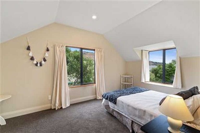 Photo of property in 1/56 Heberden Avenue, Sumner, Christchurch, 8081