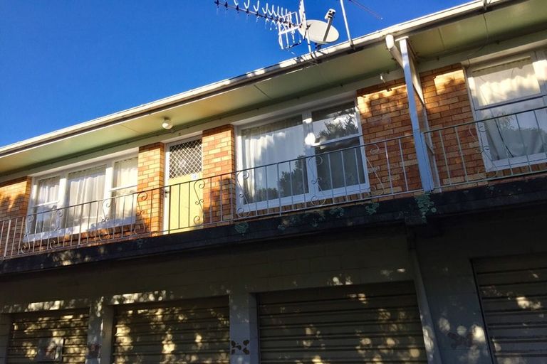 Photo of property in 5/4 Arabi Street, Sandringham, Auckland, 1041