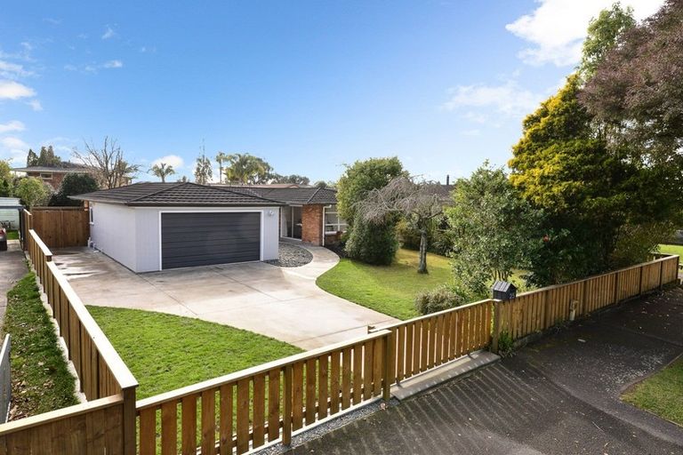 Photo of property in 25 Pulham Crescent, Queenwood, Hamilton, 3210