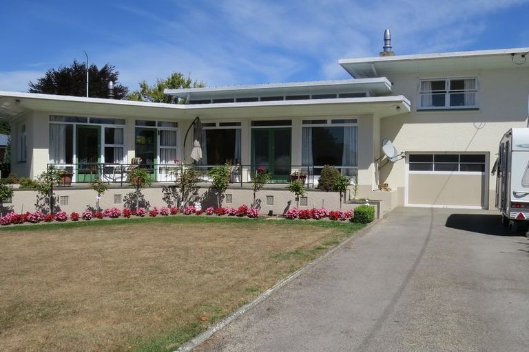 Photo of property in 35 Mount Cook Road, Fairlie, 7925