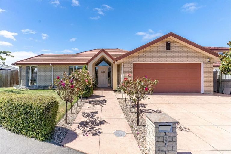 Photo of property in 9 Eliza Place, Aidanfield, Christchurch, 8025