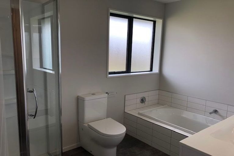 Photo of property in 4 Hamlett Drive, Woodend, 7610