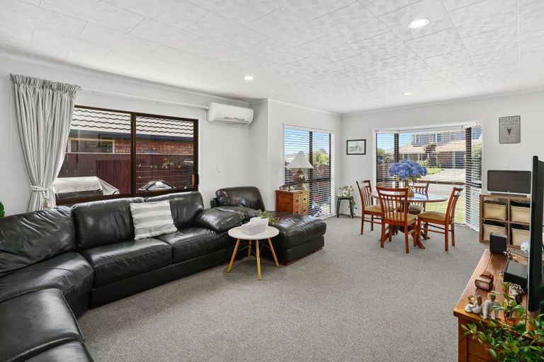 Photo of property in 2/15 Stead Crescent, Stoke, Nelson, 7011