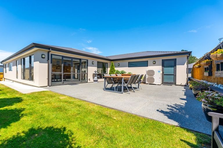 Photo of property in 5 Mueller Drive, Oceanview, Timaru, 7910