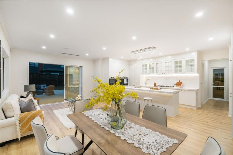 Photo of property in 16 Puoro Street, Flat Bush, Auckland, 2019