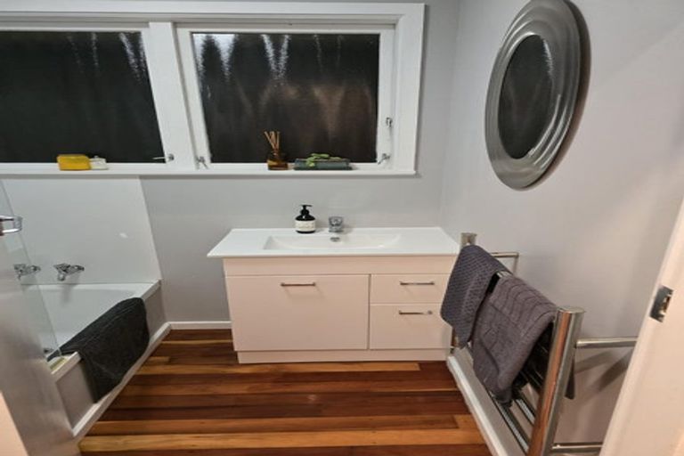 Photo of property in 26 Silverbirch Grove, Churton Park, Wellington, 6037