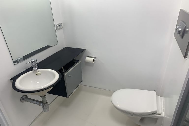 Photo of property in St Pauls Apartments, 100/43 Mulgrave Street, Thorndon, Wellington, 6011