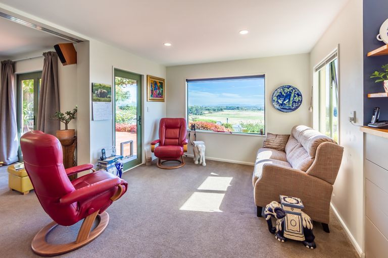 Photo of property in 7 Ennerdale Row, Westmorland, Christchurch, 8025