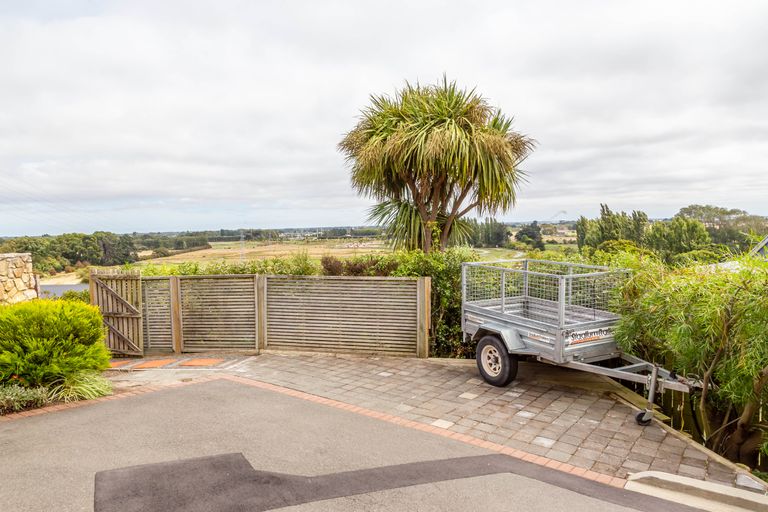 Photo of property in 7 Ennerdale Row, Westmorland, Christchurch, 8025
