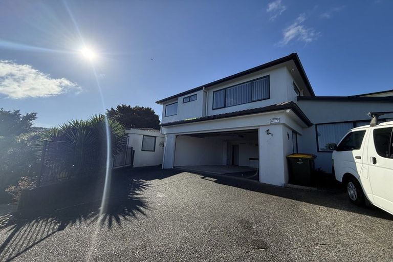 Photo of property in 54 The Enclave, Totara Heights, Auckland, 2105