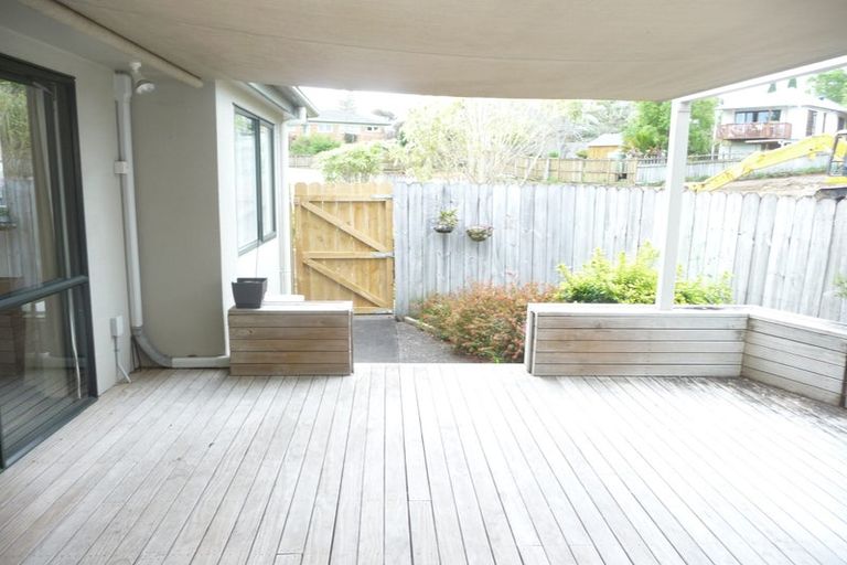 Photo of property in 1/17 Pegler Drive, Howick, Auckland, 2014