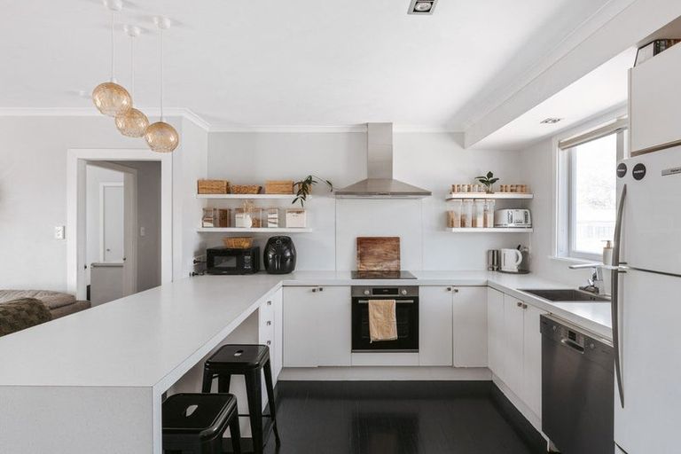 Photo of property in 86 Bellevue Road, Brookfield, Tauranga, 3110