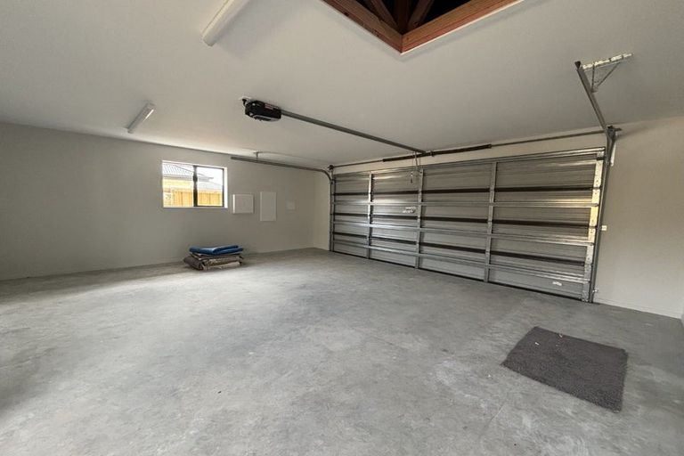 Photo of property in 44 Crossley Avenue, Woodend, 7610