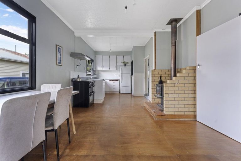 Photo of property in 22 Percy Avenue, Stratford, 4332