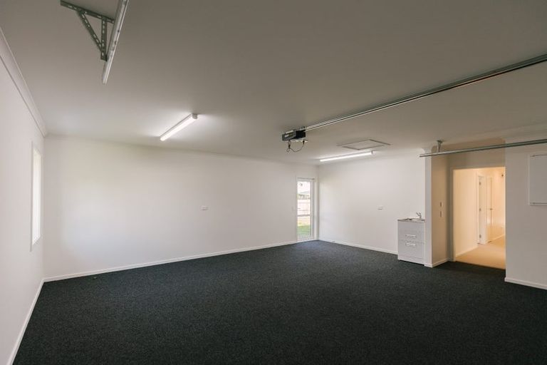 Photo of property in 9 Railway Terrace, Ohau, 5570