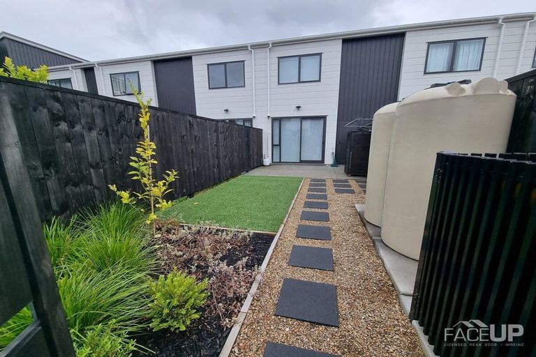 Photo of property in 15 David Carnegie Road, Hobsonville, Auckland, 0616