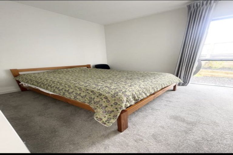 Photo of property in 15 Arawaru Avenue, Wainui, Silverdale, 0992