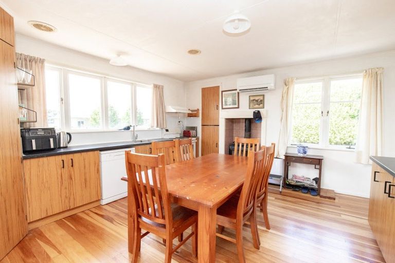 Photo of property in 33 Hayward Road, Ngatea, 3503