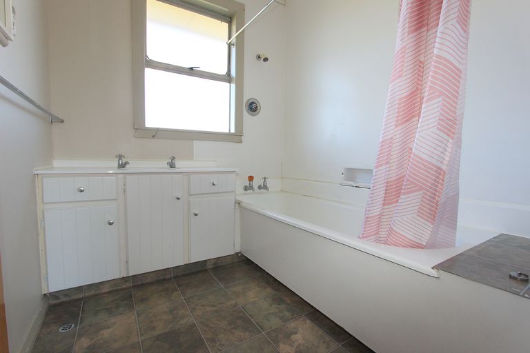 Photo of property in 145 Howick Road, Witherlea, Blenheim, 7201