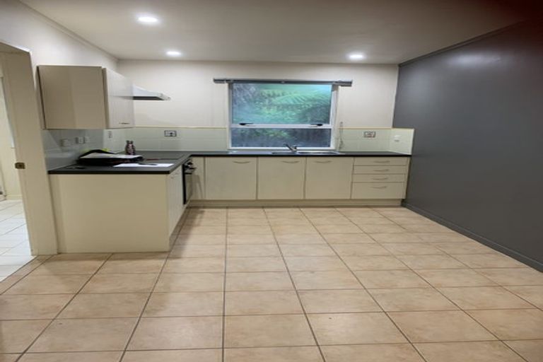 Photo of property in 13b Matai Road, Stanmore Bay, Whangaparaoa, 0932