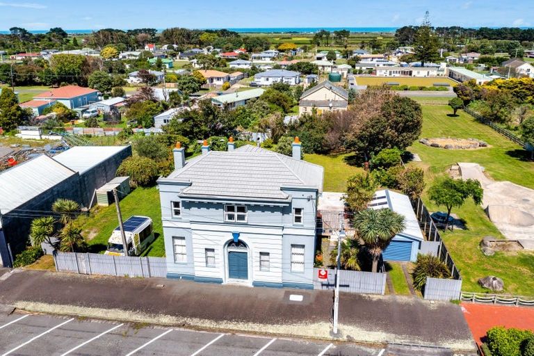 Photo of property in 58 South Road, Manaia, 4612