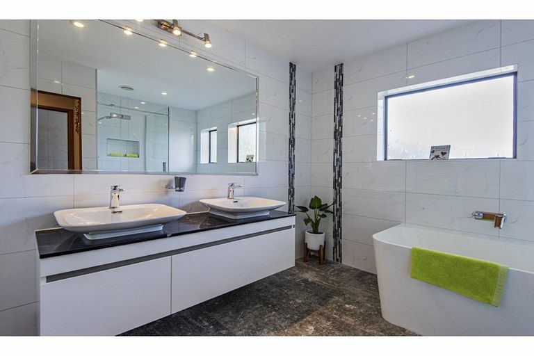 Photo of property in 19 Augusta Place, Te Kamo, Whangarei, 0112