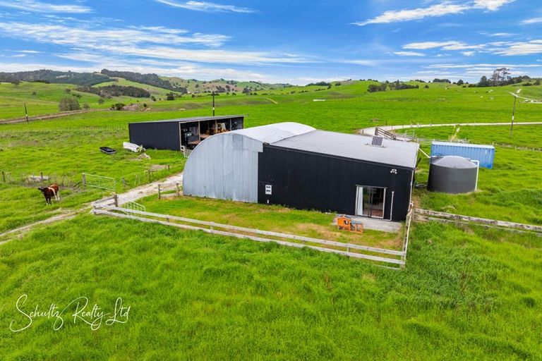 Photo of property in 32a Swamp Road, Mareretu, Maungaturoto, 0571