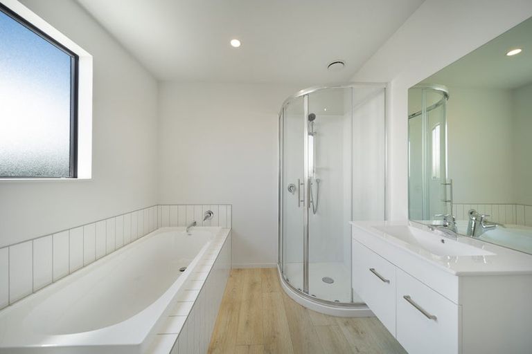 Photo of property in 16 Crop Street, Jacks Point, 9371