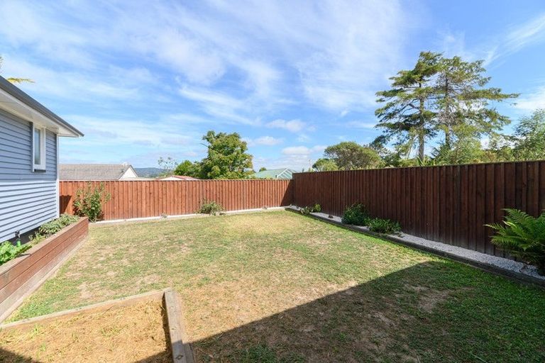 Photo of property in 54 Don Buck Road, Massey, Auckland, 0614