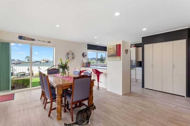 Photo of property in 19 The Glebe, Coastlands, Whakatane, 3120