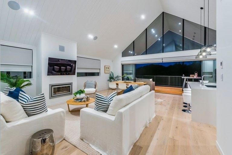 Photo of property in 42 Catalina Bay Drive, Hobsonville, Auckland, 0616