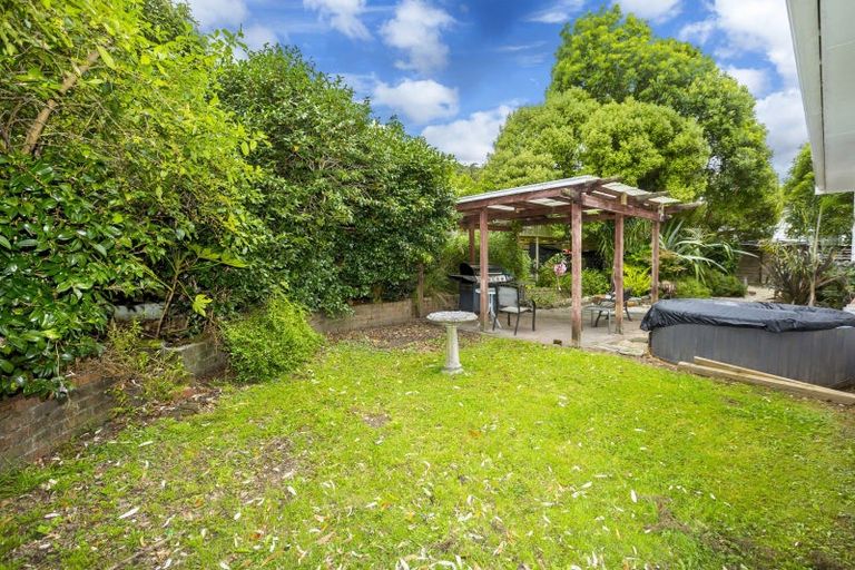 Photo of property in 19 Beryl Grove, Birchville, Upper Hutt, 5018