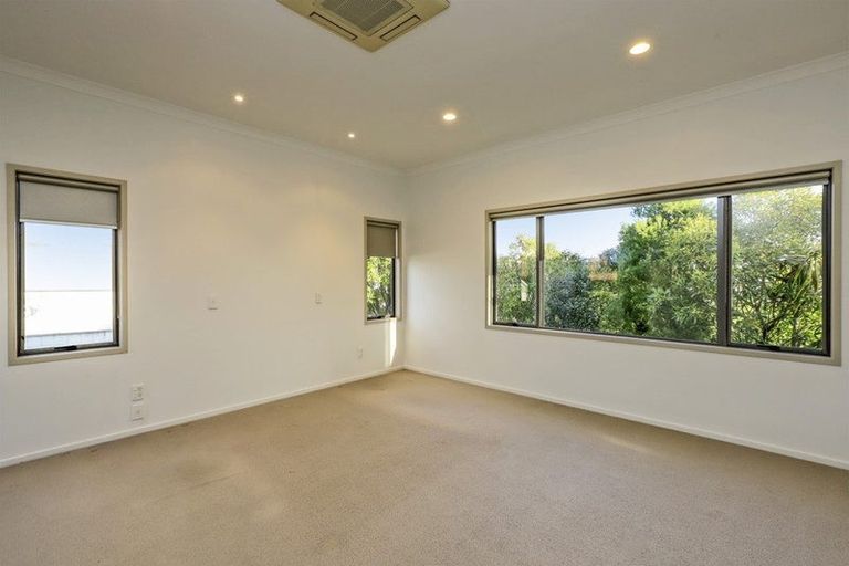 Photo of property in 1/19 Havelock Road, Havelock North, 4130